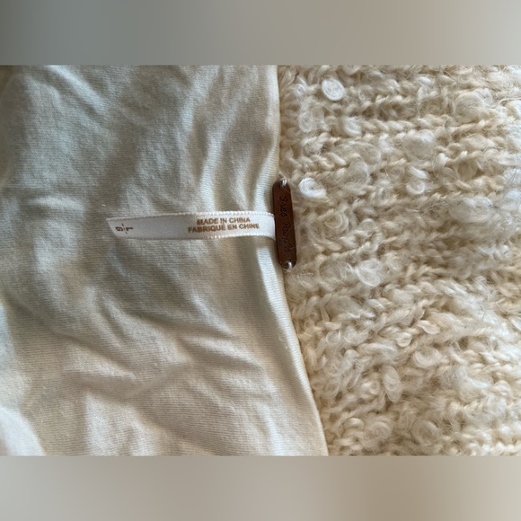 White Free People Sweater - Picture 5 of 7